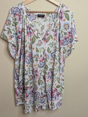 Lane Bryant Floral V-Neck Dolman Sleeve Top Plus Size 22/24‎